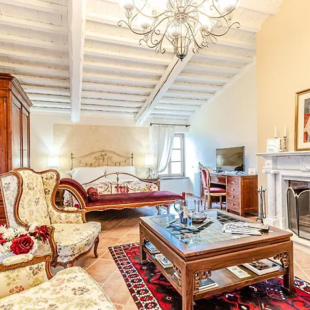 Villa Anna Montecatini Val di Cecina