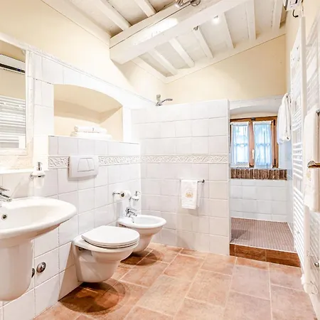Villa Anna Montecatini Val di Cecina